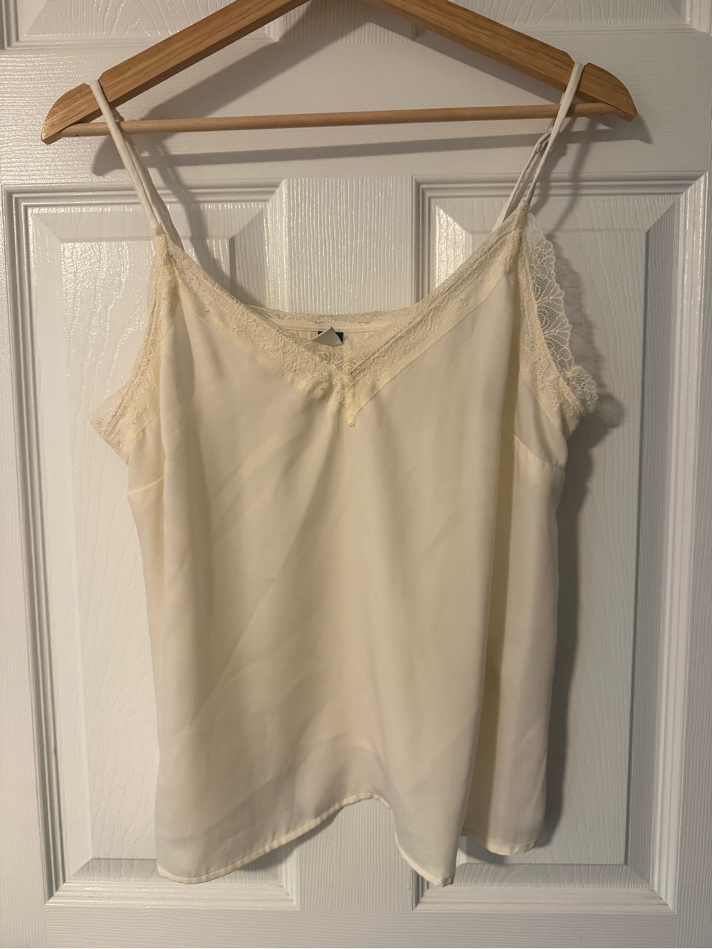Old Navy Cream Lace-Trim Camisole